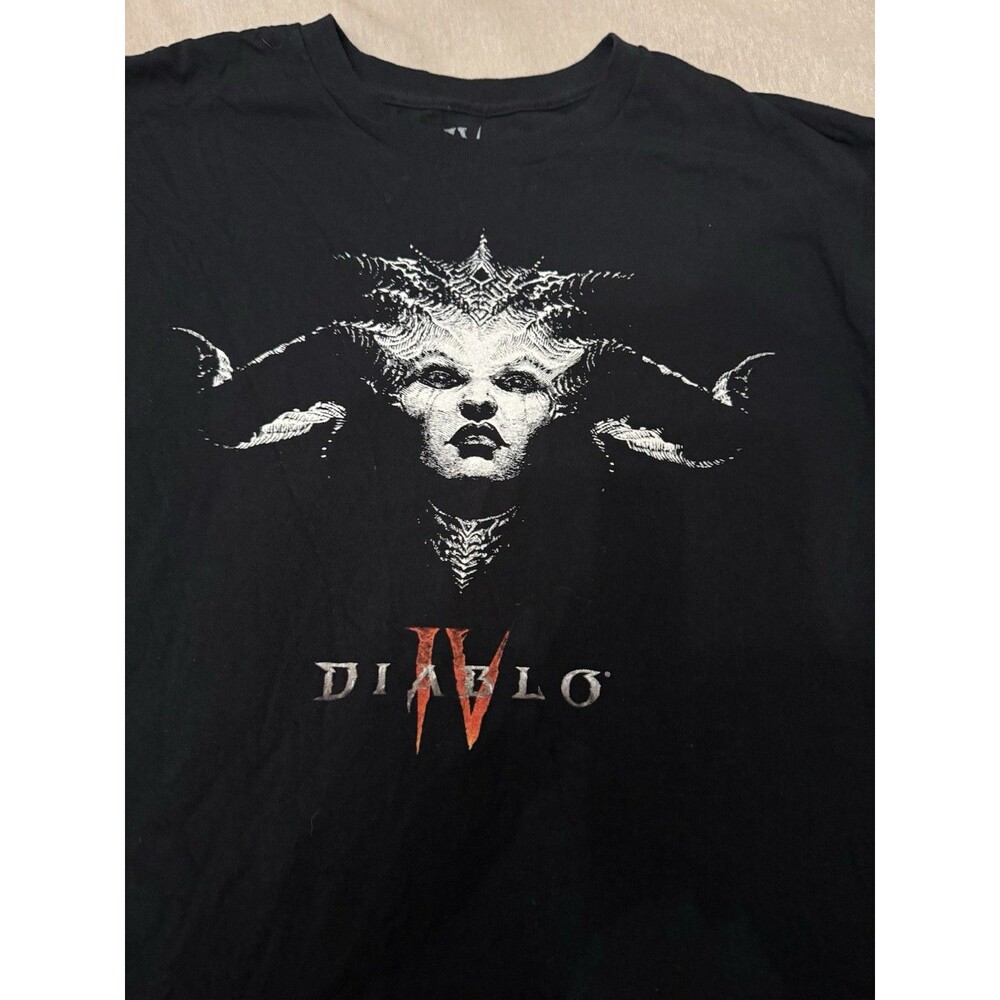 Diablo IV Graphic T-shirt Men Large Black Short Sleeve Video Game